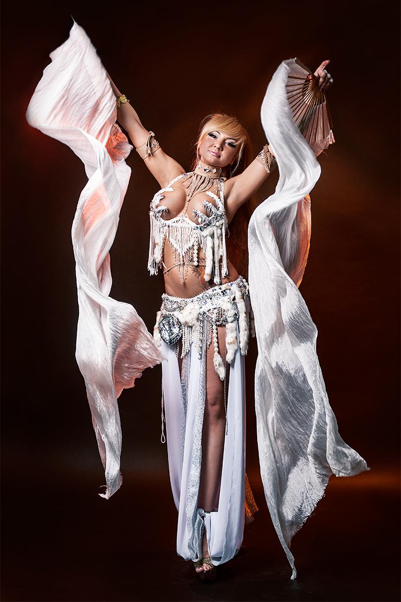 Танец живота Эллис