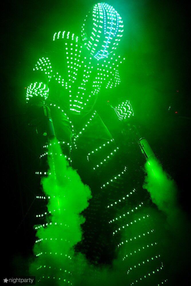 Шоу робот Krioman