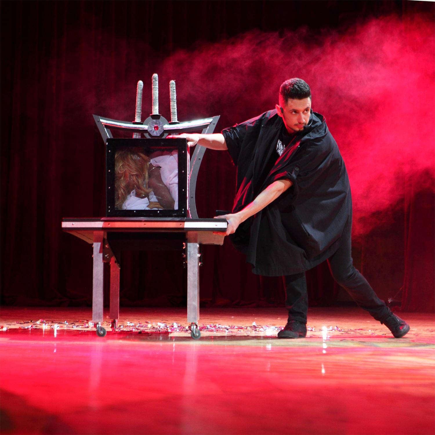 Фокусник на праздник